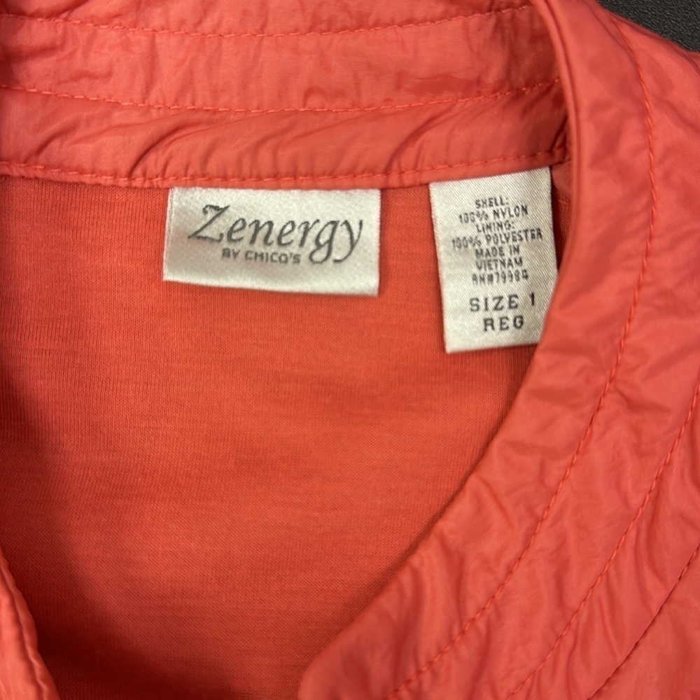 Chicos Zenergy women’s coral jacket size 1 reg - Picture 4 of 5